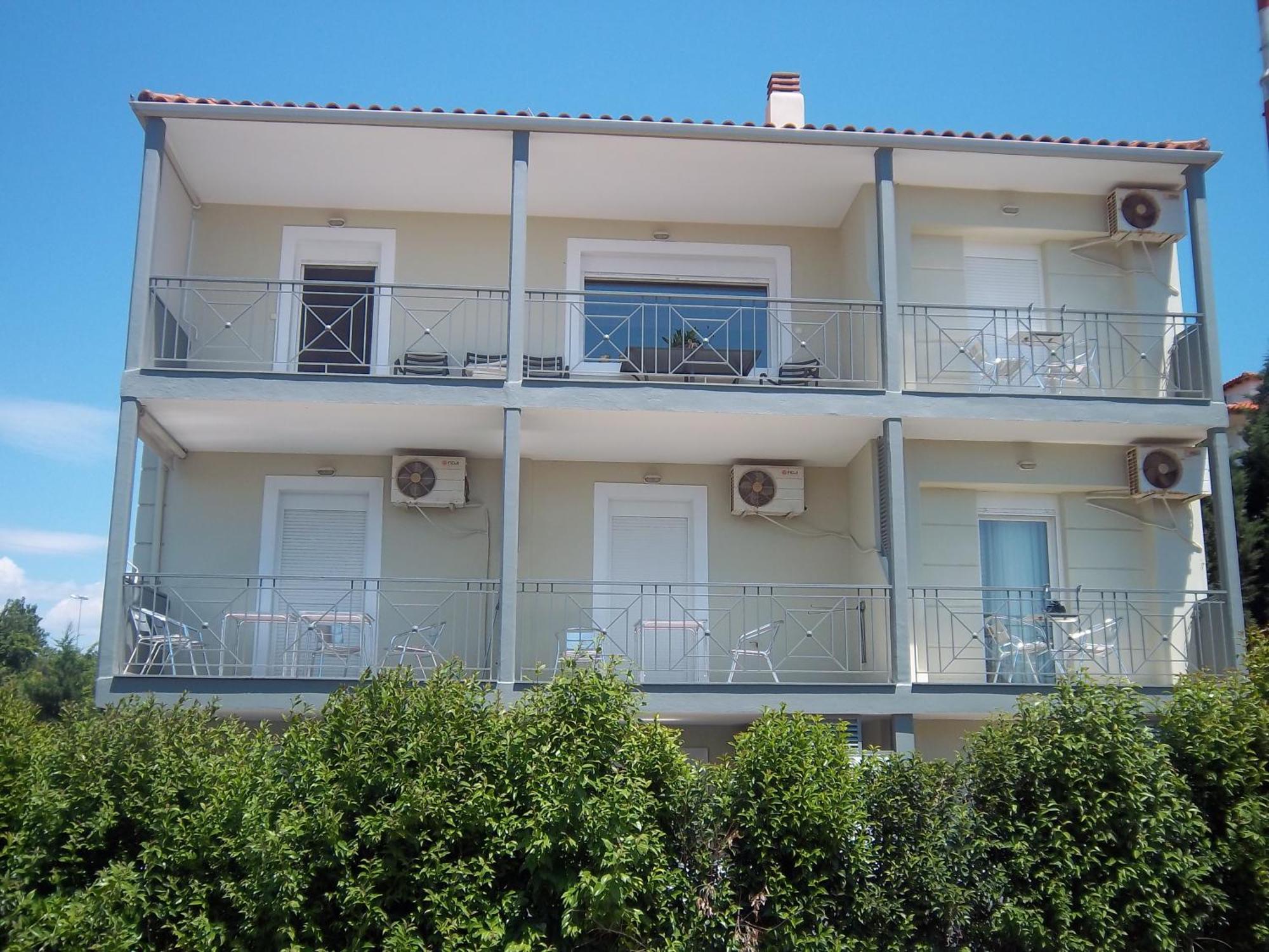 Milos Apartments Afytos Exteriér fotografie